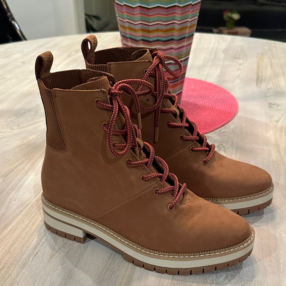 Toms Frankie Boots - NWOT!